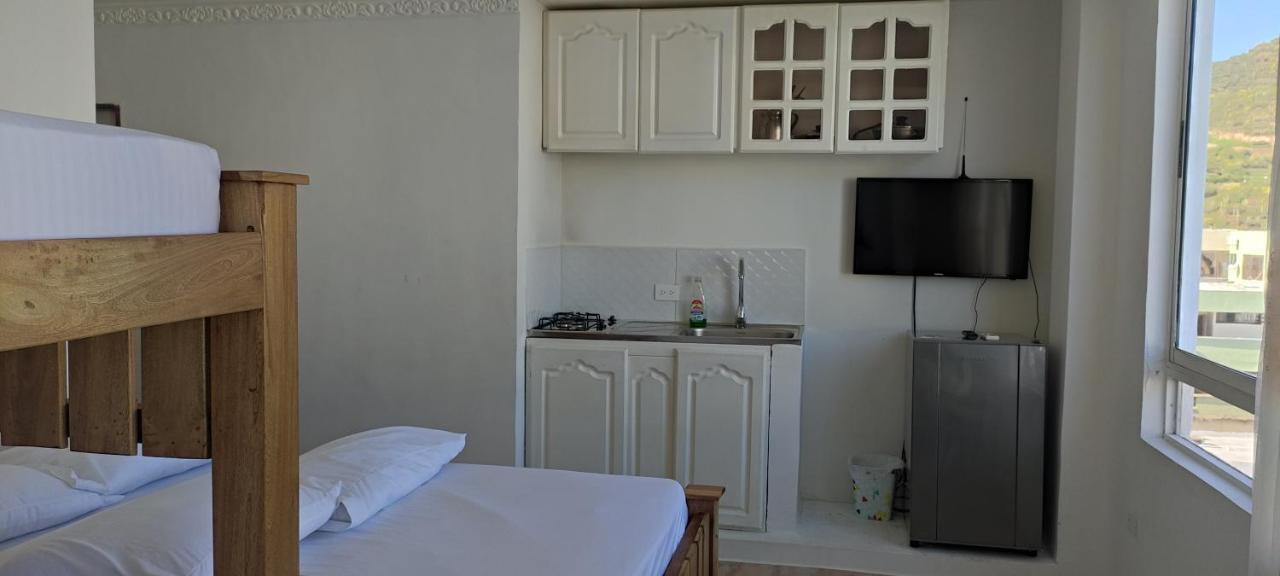 Luna Azul Rodadero Apartaestudios ซันตามาร์ตา ภายนอก รูปภาพ